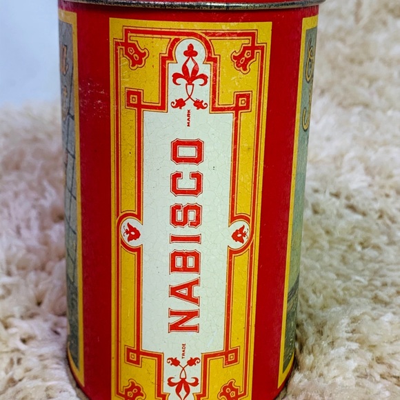 Retro Reprint Nabisco Saltine Cracker Tin - Picture 6 of 7